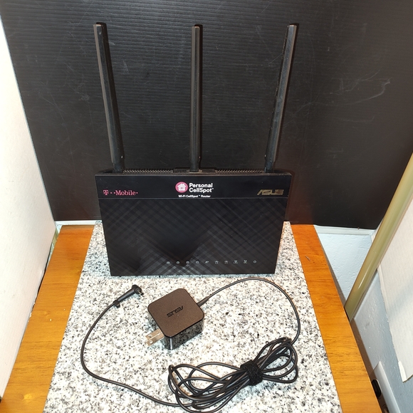 ASUS Black Wireless Router - Picture 1 of 8